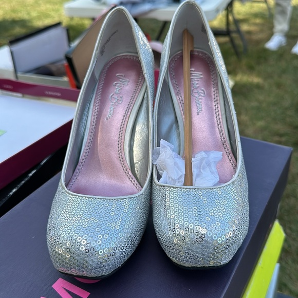 Sequined heels - Picture 2 of 3